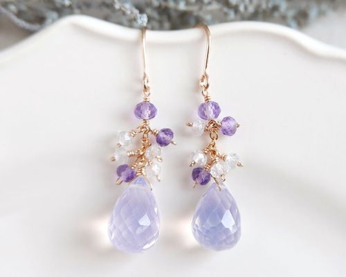 スコロライトとラベンダーカラー天然石のピアス／イヤリング 14kgf