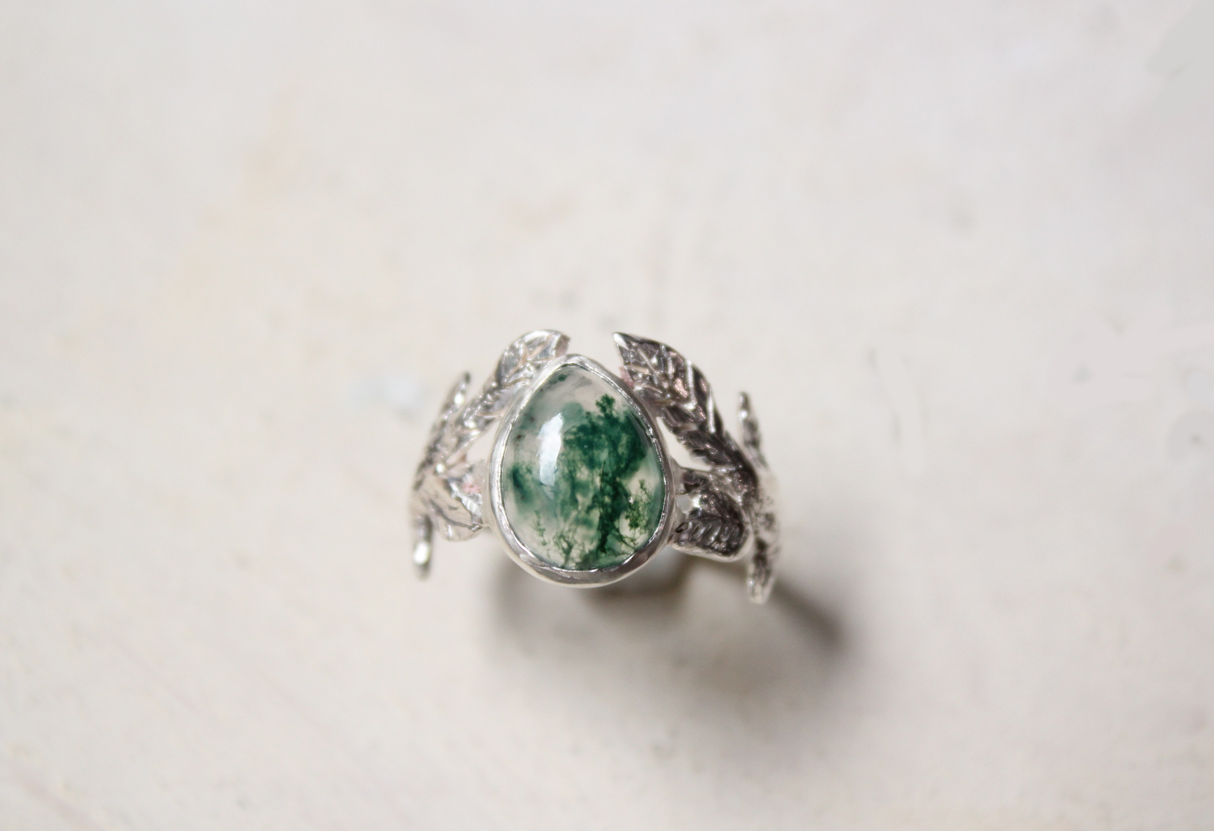 モスアゲートのボタニカルリング　SV925/azur