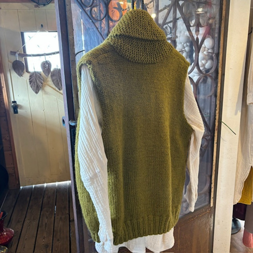 babacoウール100ニットベスト babacoウール100ニットベスト - メルカリ