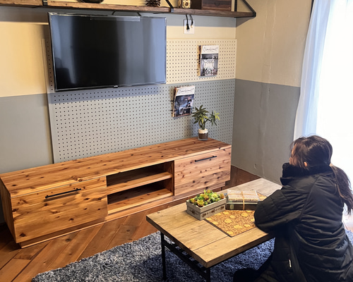 ハンドメイド　テレビボード　オーダー受け付けます。 選択できるTVボード 【自由設計】テレビ台 オーダー可能 1800×400