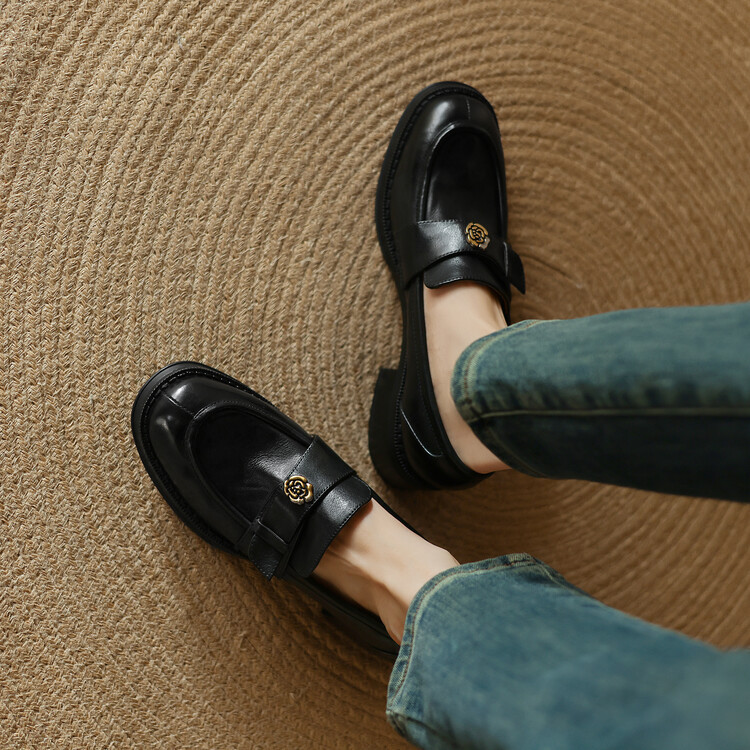 ★25春夏新作★本革 シンプルなデザイン パンプス レディース  Z496