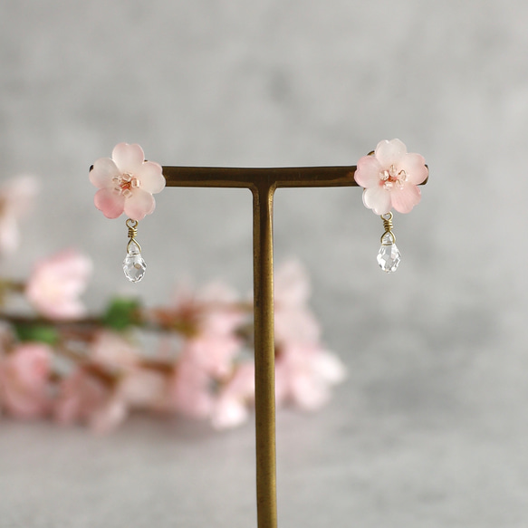 桜(さくら)としずくビジューのピアス/イヤリング さくらピンク 桜(さくら)としずくビジューのピアス/イヤリング さくらピンク