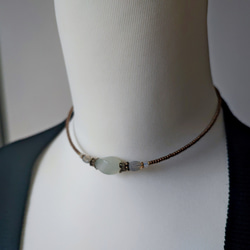 ニュージェイドのアンティーク風チョーカー 7枚目の画像