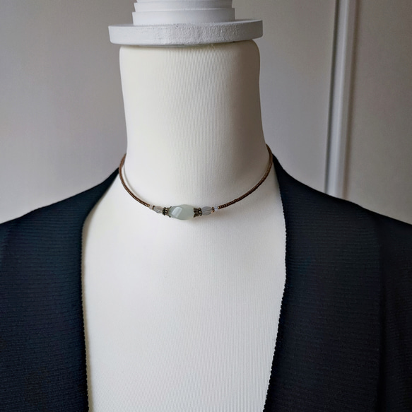 ニュージェイドのアンティーク風チョーカー 8枚目の画像