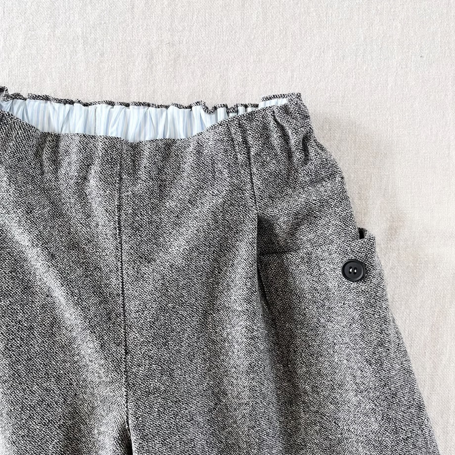 ランチパンツ(裏付き）ウール　ツイード　ストレッチ　ブラック　　　＊暮らしの店sacchi＊