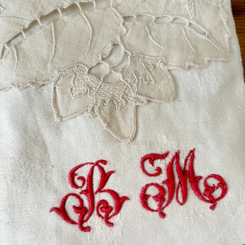 アンティーク仏/独 イエスの聖心 レッドワーク クロシェ編レース