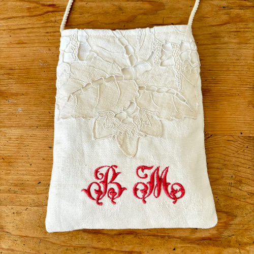 フランスアンティークリメイク　ポシェット フランスアンティーククロスとカットワーク刺繍布のバッグ