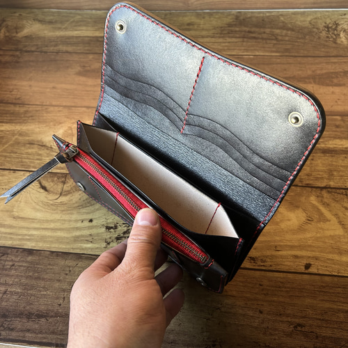 牛ヌメ革／手染めブラック】本革ロングウォレット｜重厚感ある大容量長