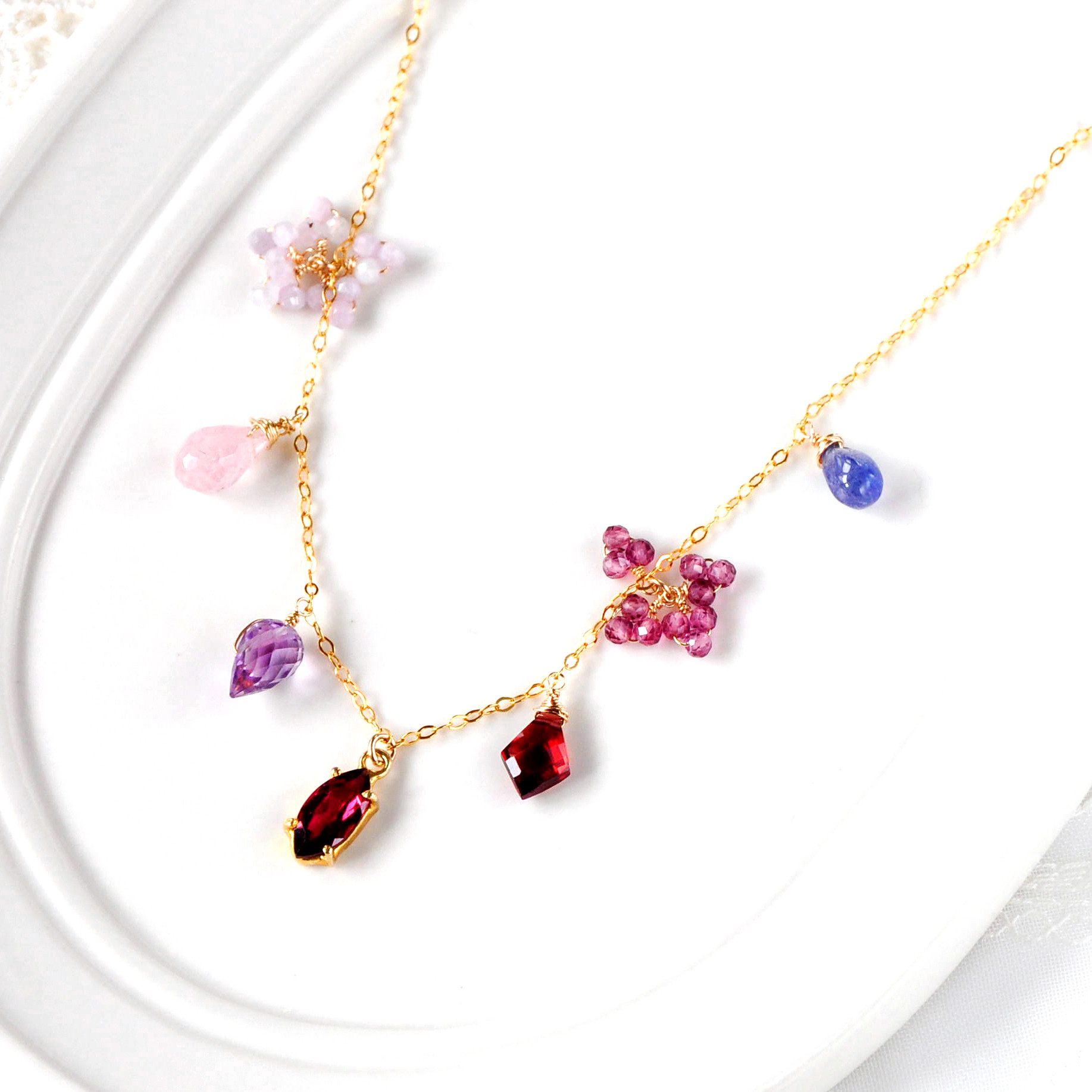 14kgf/カラーストーンの煌めきネックレス