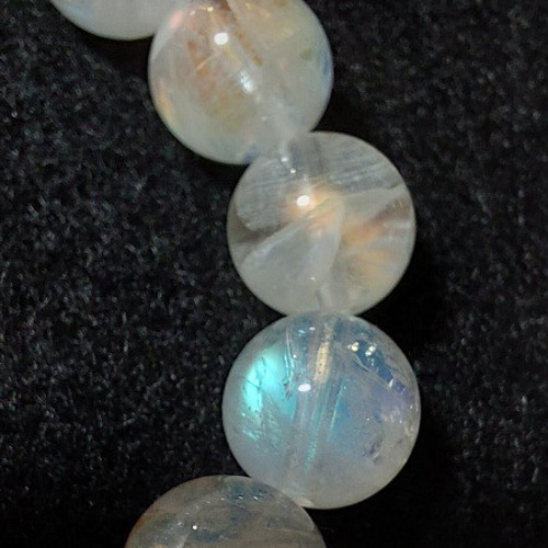 マダガスカルレインボームーンストーン　天然石　パワーストーン　ペンダントトップ マダガスカル産レインボームーンストーンのペンダント ネックレス