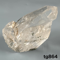 ガネーシュヒマール産 ヒマラヤ水晶 33ミリ 原石ポイント tg864