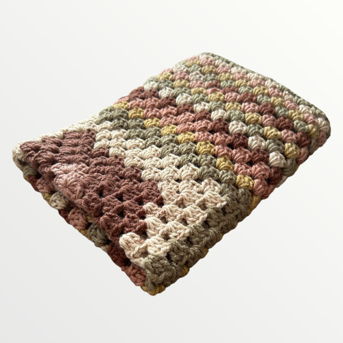 新品 ハンドメイド 手編み ブランケット ひざ掛け 75×114.5cm