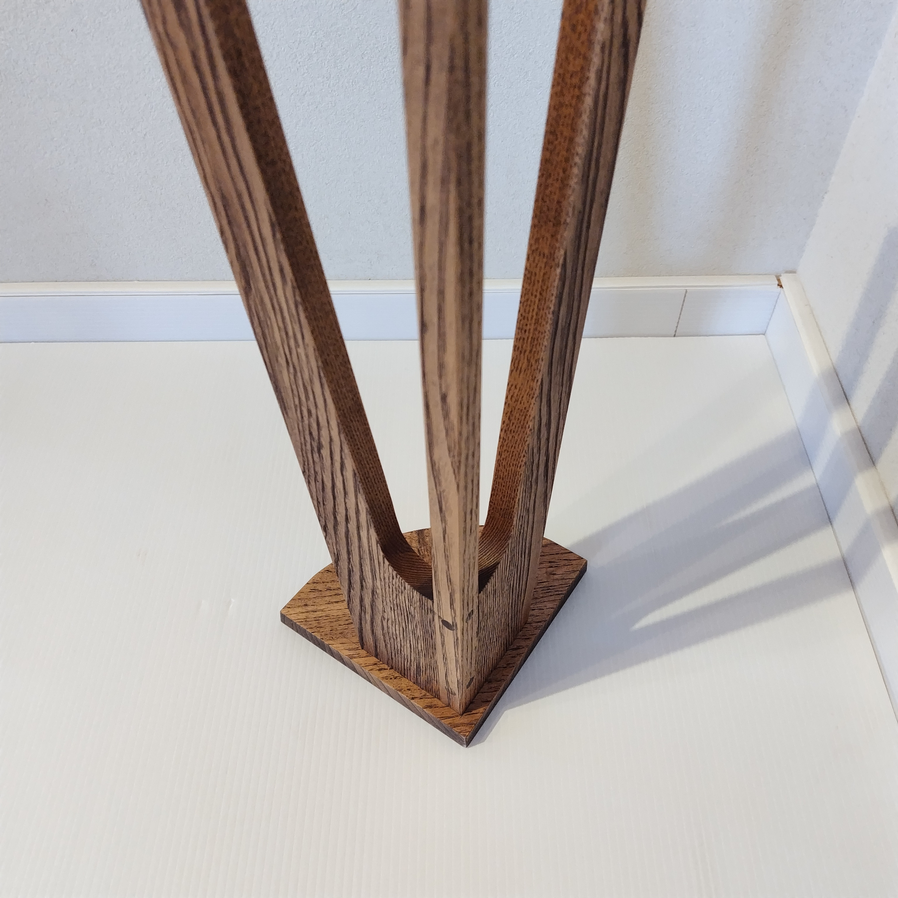 コーナー用 スモールテーブル  高さ68cm 【現品】　～クリ・サイズなどオーダー可～