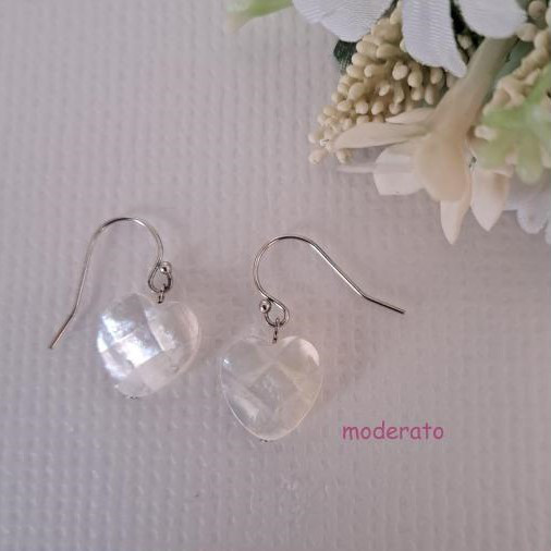 【Heart】ハート 型マザーオブパールピアス　MPE706