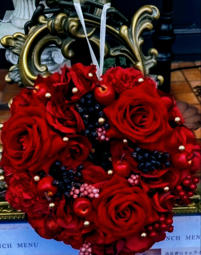 rococo調ワインレッドローズフラワーリース