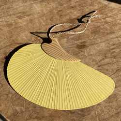 江戸仕立て都団扇千鳥型(千鳥うちわ)水草紐付き【因州和紙(鳥取県