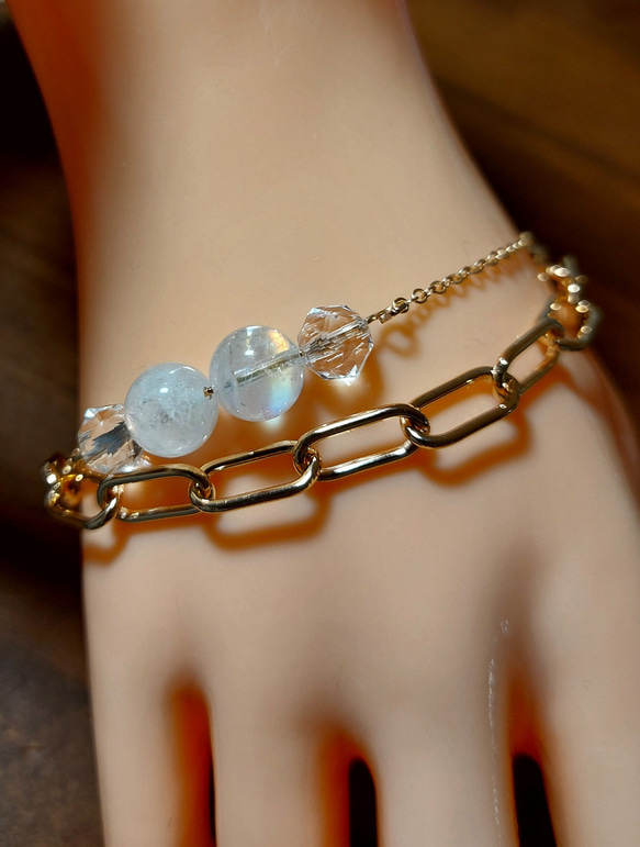 マダガスカル産レインボームーンストーンのチェーンブレスレット  