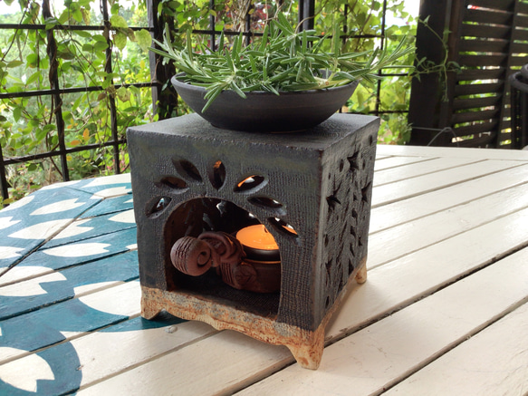 黒マット地の茶香炉 7枚目の画像