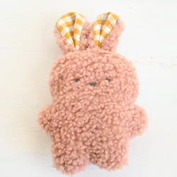 ずんぐりうさちゃん くすみピンク（シープボアぬいぐるみ） ぬいぐるみ