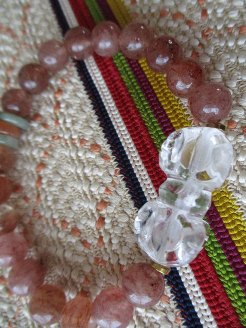 水晶：金剛杵/バジュラの彫り珠とミャンマー翡翠、モスコバイトのブレスレット