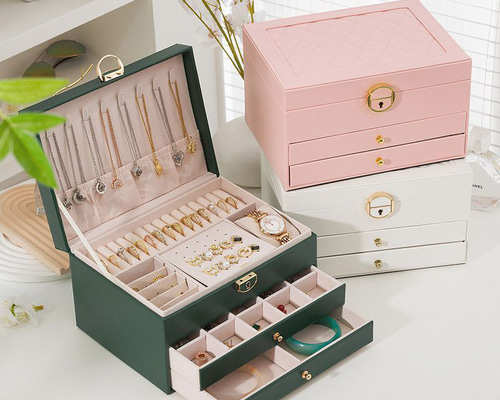 ジュエリーボックス ピアス付 特注で作った物になります 000000005927_okbsH2M.jpg