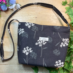 ☆ぷう 花柄サコッシュ ハンドメイド 9d535b6e9b25fc5c34ea909744ce06