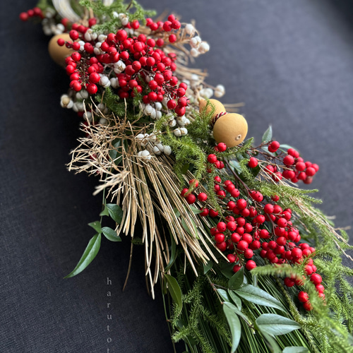 大王松・ヒカゲノカズラ・南天・南京ハゼ・瓢箪・コウヤマキ…縁起物を