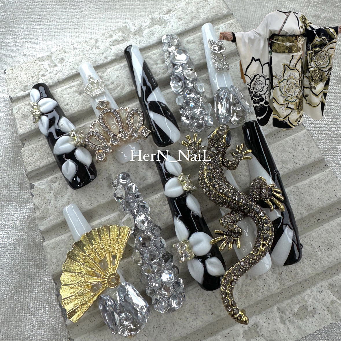 ネイルチップ 成人式 派手ネイル トカゲネイル ロングネイル ギャル ネイルチップ 成人式 派手ネイル トカゲネイル ロングネイル ギャル