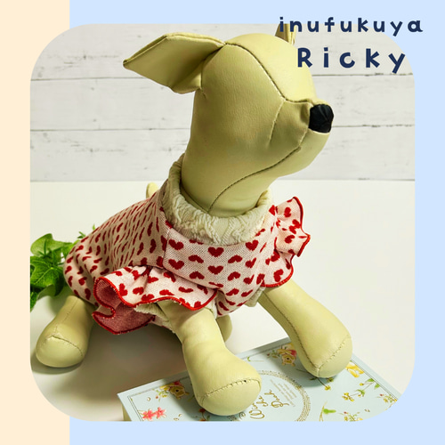 愛らしいハート❤️いっぱいのトップス 犬服 ペット服