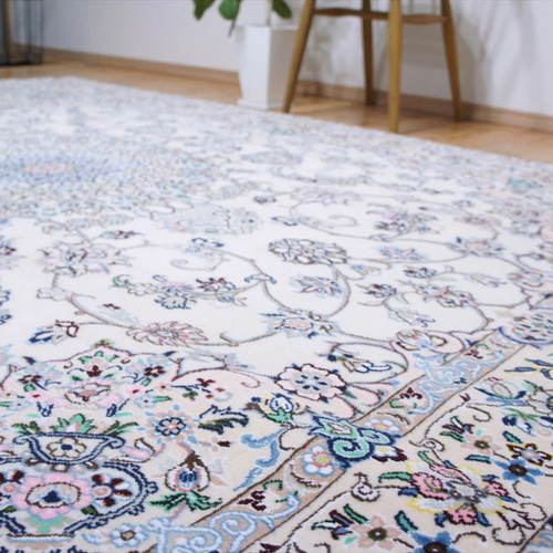 ペルシャ絨毯ナイン産 アイボリー 255×197cm 9Laノーラ 手織り絨毯