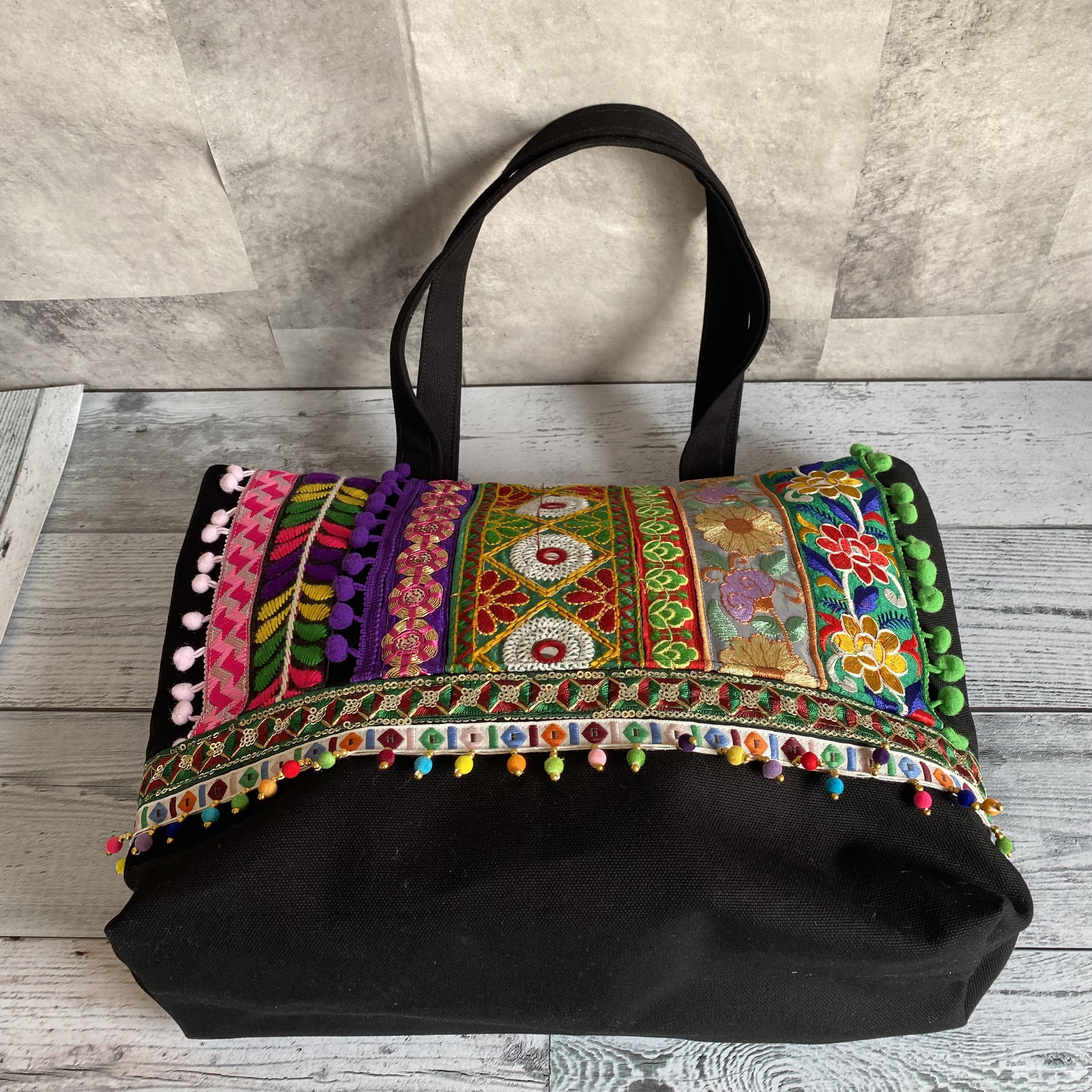 A4サイズ収納対応！カラフルなインド刺繍リボンのトートバッグ【Lサイズ】