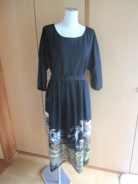 着物リメイク完成品☆黒留袖生絹ワンピース☆ウエスト切り替えフリーサイズ