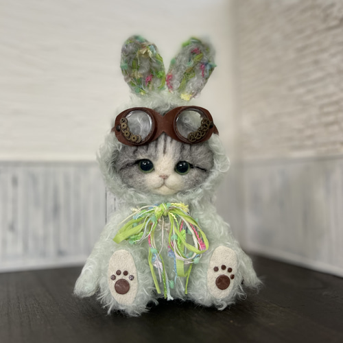 うさぎの着ぐるみを着たごーぐるにゃんこ(ミント) テディベアタイプ