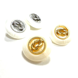 アンティーク　ゴールド　シルバーボタン　ロゴ風釦　 2枚目の画像