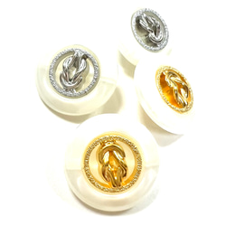 アンティーク　ゴールド　シルバーボタン　ロゴ風釦　 5枚目の画像