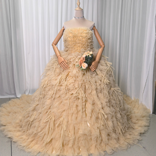 送料無料！カラードレス ベアトップ イエロー リボン もこもこドレス  