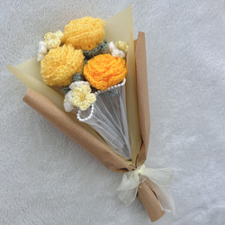 受注制作】毛糸の花 枯れない花 花束 薔薇 小花 黄色 白