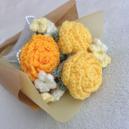 受注制作】毛糸の花 枯れない花 花束 薔薇 小花 黄色 白 イエロー 
