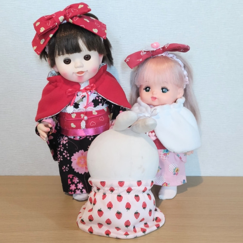 ハンドメイド着せ替え人形　ケープさん 人形用ケープ＊小さなお洋服＊ぬいぐるみ用ケープ＊リバーシブル