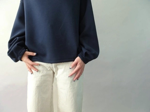 ダブルエアーモックネックプルオーバー〈チャコール〉 6枚目の画像