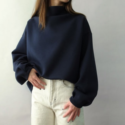 ダブルエアーモックネックプルオーバー〈チャコール〉 5枚目の画像