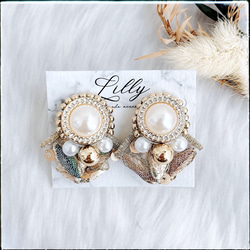 インド刺繍リボン/パール/花/ゴールド/大ぶりピアス イヤリング ピアス