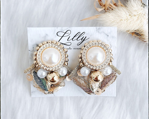 インド刺繍リボン/パール/花/ゴールド/大ぶりピアス イヤリング ピアス