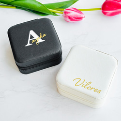 【送料無料!】 小花　小物入れ　ジュエリーケース　ハンドメイド　オーダーメイド オーダーメイド】名入れ誕生花ジュエリーボックス・ジュエリー収納