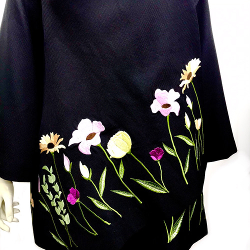 横振り刺繍 花柄 スタンドカラー ウールコートジャケット ブラック