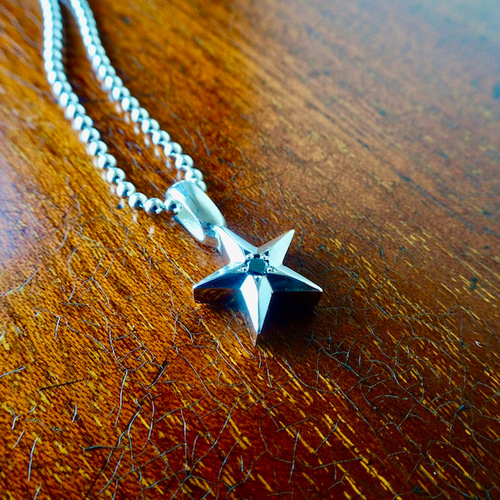 STAR JEWELRY Pt950 プラチナネックレス 月モチーフ ダイヤ DIAMOND