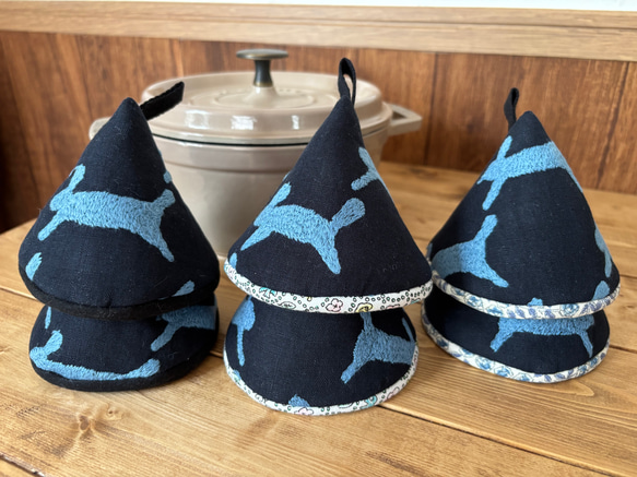 受注制作 ☆ミナペルホネン runrunrun ダークブルー 三角鍋つかみ 鍋