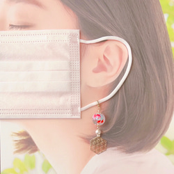 ✴︎金魚✴︎ 和風ピアスみたいなマスクチャーム【Hijiri】和柄　和装　パール 2枚目の画像