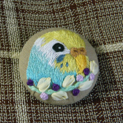 ❁hAnafany❁(専用) くるみボタン 鳥刺繍 ブローチ ❁hAnafany❁(専用