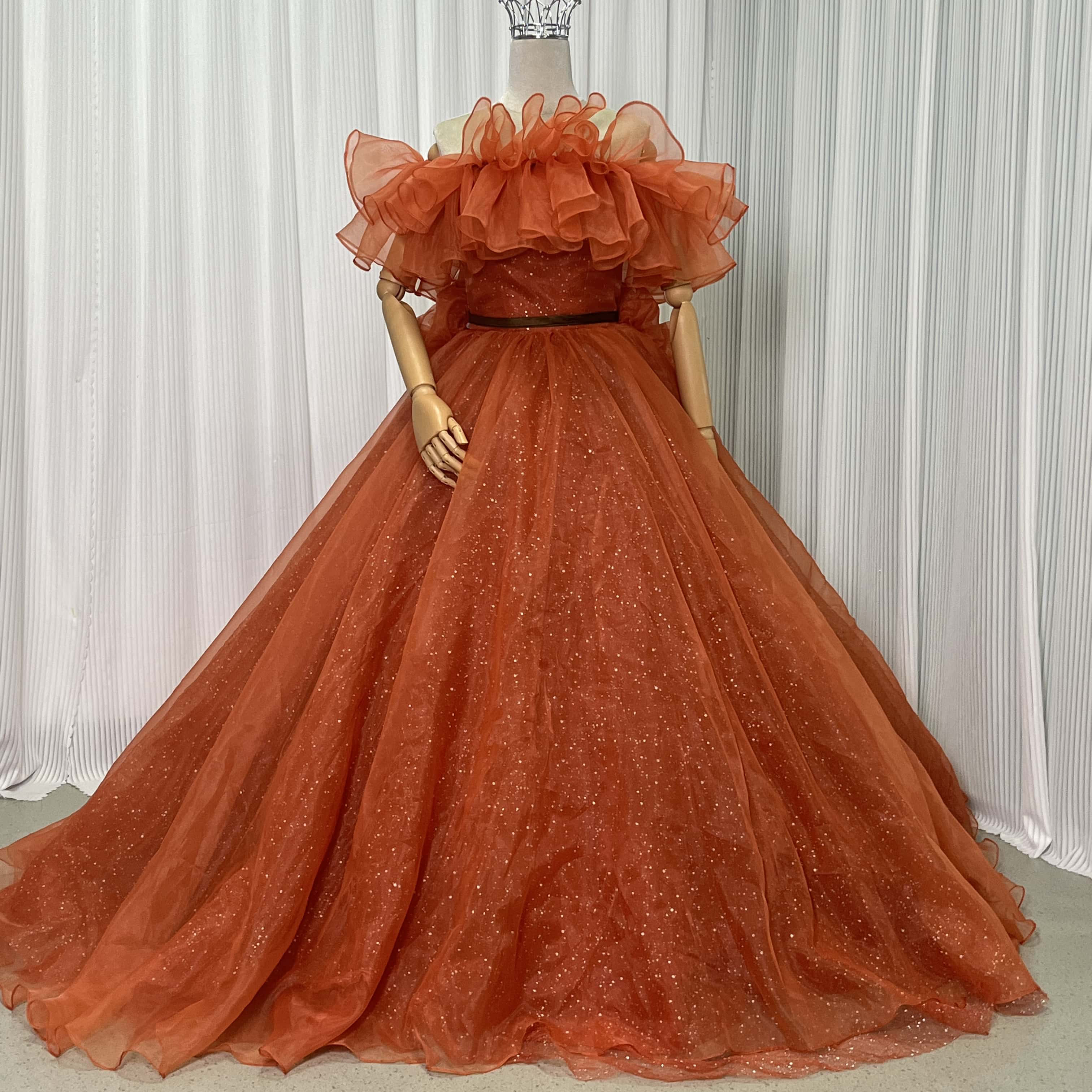 送料無料！カラードレス  テラコッタ色  取り外しオフショルダー 結婚式 ブライダル エレガント オーガンジー リボン